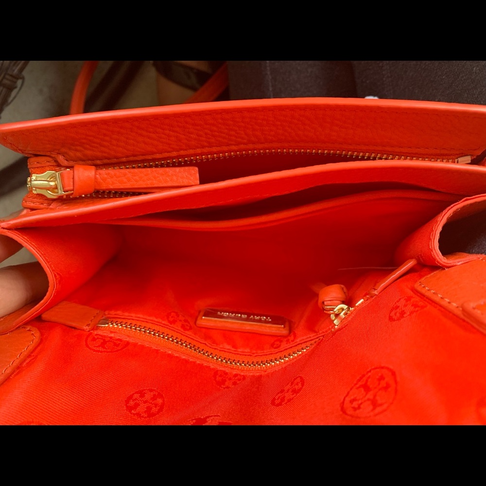 HP🌟 New Tory Burch Crossbody 🎊 last one - Picture 4 of 6